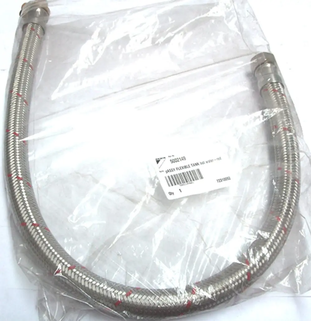 Flexibler Anschluss-Schlauch von Daikin, verpackt in einer durchsichtigen Plastiktüte, mit metallischen Enden und durchgehend geflochtener Oberfläche.